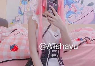 图里有吊带，心里也有COS，这大概是AT鲨审美的黑科技吧！