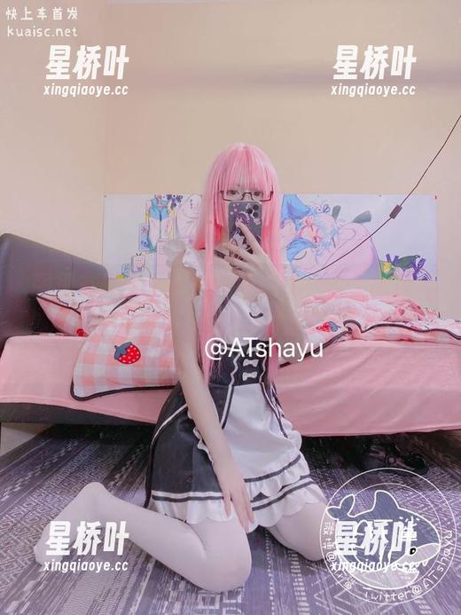 图里有吊带，心里也有COS，这大概是AT鲨审美的黑科技吧！