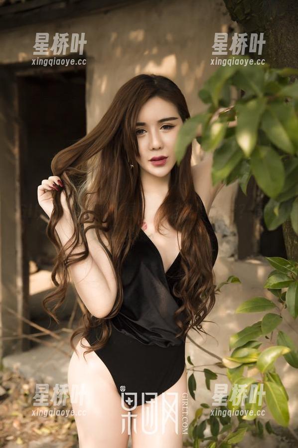 GIRLT果团网-周妍希 GIRLT果团网 - 原图看起来有点窘?周妍希的裤里丝挑战你的想象!