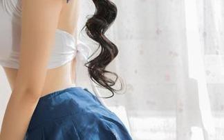 GIRLT果团网 – 不喜欢家务，喜欢黄歆苑居家写真更新，来一波反差！
