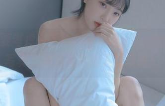 要不要考虑一下Kang Inkyung的泳装写真,随时随地的下载攻略!