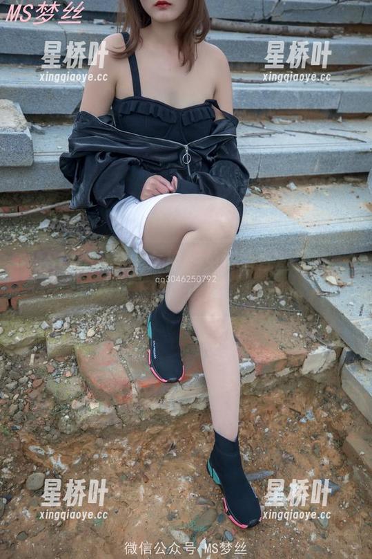 MSLASS梦丝女神-香萱 MSLASS梦丝女神 - 免费看香萱挥拍,网球场上的“误解”美图集