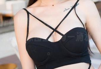 MiStar魅妍社 – 程小烦不烦的浴室，在线等你来盘，原图里的每一滴水都在发光。