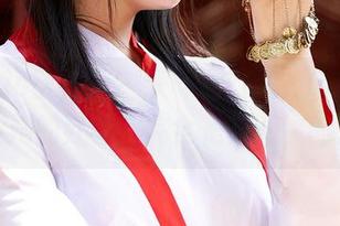 MiiTao蜜桃社 – 深吸一口气，Cris_卓娅祺和她的红裙，完全是套图中的女神！