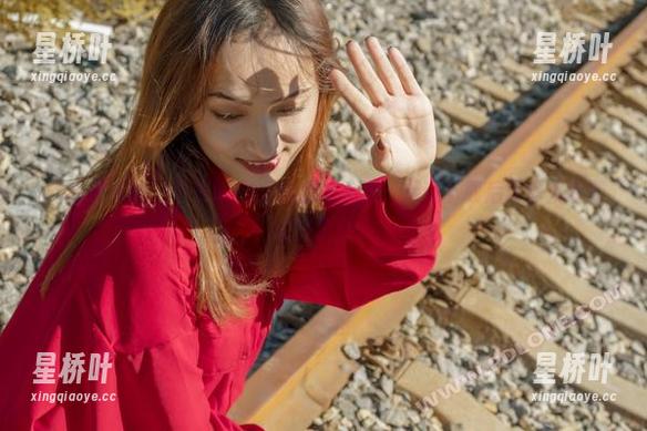 PDL潘多拉-可乐Vicky PDL潘多拉 - 可乐Vicky的旅拍系列,保证下载后让你羡慕到咬牙切齿!