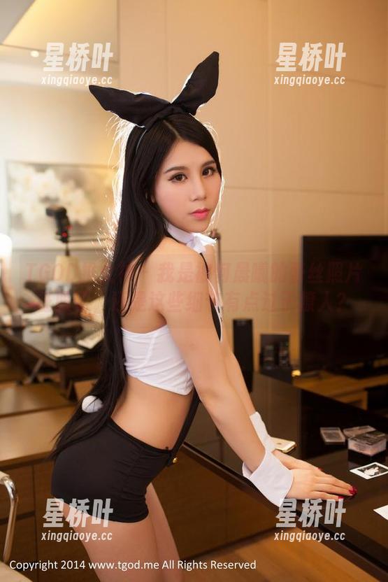 TGOD推女神-何晨曦 TGOD推女神 - 我是被何晨曦的蕾丝照片征服了,还是这些细节有点过于撩人?