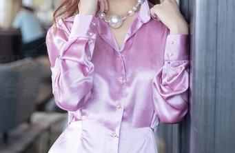 Xiuren秀人网 – 小狐狸Sica的兔女郎写真合集：喵，我们不只在玩捉迷藏