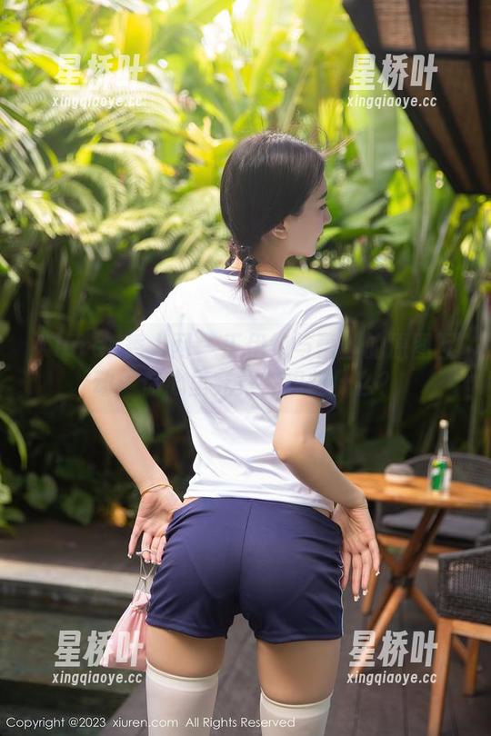 Xiuren秀人网-王伊纯 Xiuren秀人网 - 王伊纯与蕾丝的原图互动:你心里究竟在想些什么?