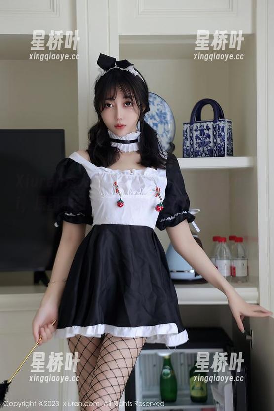 Xiuren秀人网-王馨瑶yanni Xiuren秀人网 - 天台上又见王馨瑶yanni,原图和图包大放送说不定下次换个跌宕起伏的造型?