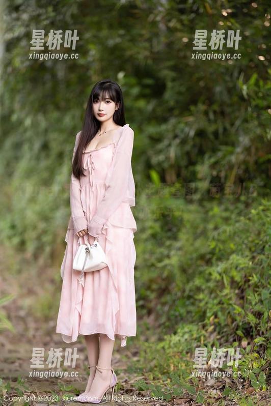 Xiuren秀人网-萌宝儿BoA Xiuren秀人网 - 女仆主题套图,萌宝儿BoA玩得不亦乐乎!