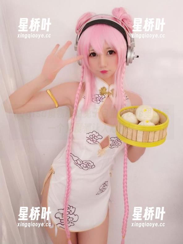 nagisa魔物喵 nagisa魔物喵的兔子自拍,cos里的每一个角度都让人心痒!