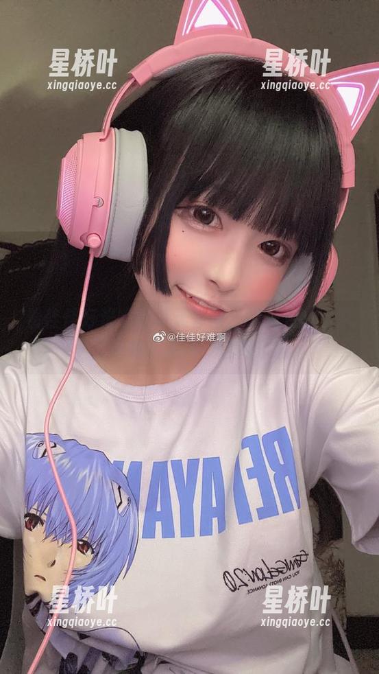 佳佳好难啊 看佳佳好难啊的夏天套图,你差点忘了自己还有“工作”这种东西