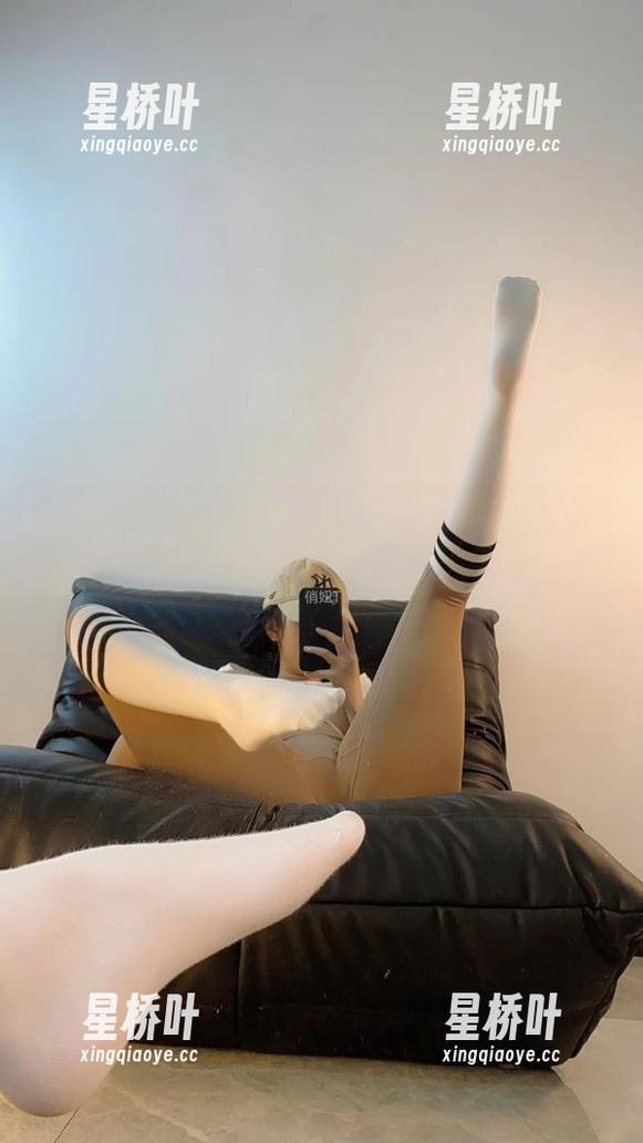 俏妞qiaoniuTT 微密圈 - 俏妞qiaoniuTT在线,裤里丝的资源中的小细节,别看轻了哦,一不注意就爱上了。