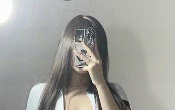 微密圈 – 下载可馨juicy的体操服全集，就像把她的运动精神带回家！
