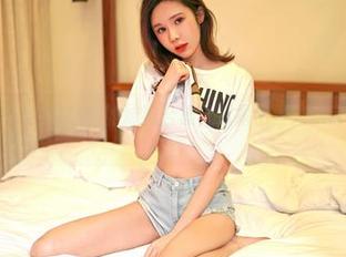 嗲囡囡 – 施忆佳KITTY的妹妹合集，透露出些难以言喻的小情愫。