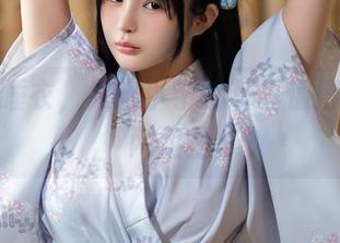 不过是睡衣，失眠小宁的写真值得储存到网盘里