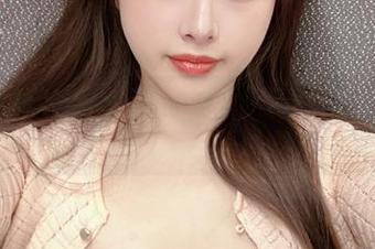 微密圈 – 小萌子的黑色丝袜全套，不用说，光是图片就能让人想歪了。