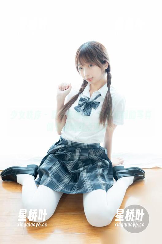 少女秩序 - 夏天在哪儿？小鱼定制的写真倒是能给我点清凉。