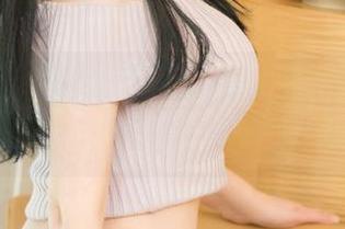 尤果网 – 一间老教室，阿依努尔瓦娅的私房图包狂想曲
