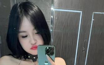 微密圈 – 张鑫baby女王流出的全集，真是太不够看，下载点再说吧！