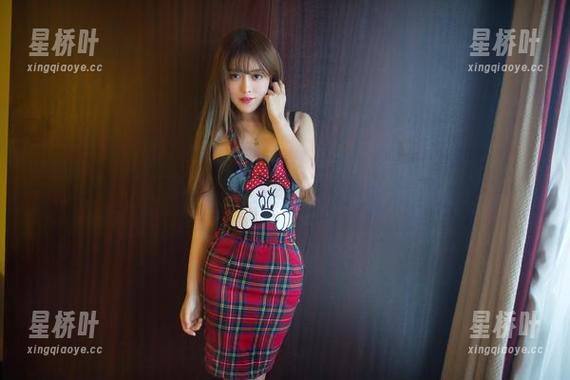 推女郎 - 美图在线天天有，别告诉我杨伊把这花嫁演得像梦一样！