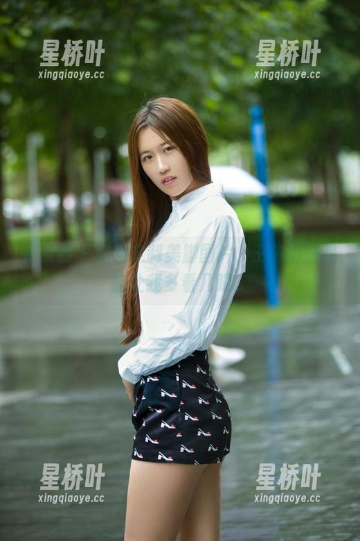 推女郎-王依萌 推女郎 - 这组定制美脚图片,王依萌总是能让我多看几眼。