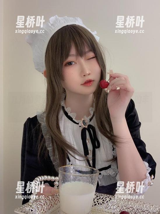 是依酱呀 九月的灵动,是依酱呀在写真中注入的丰富色彩