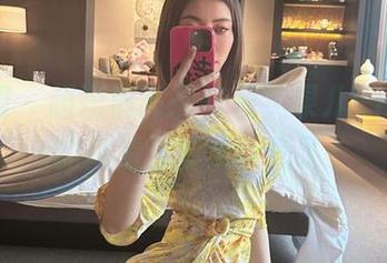 微密圈 – 超短裤高能来袭，果儿Victoria的高清分享太骚气了！