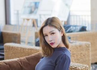 爱蜜社 – Angela小热巴的牛仔裤福利，原图看得我有点冒汗。