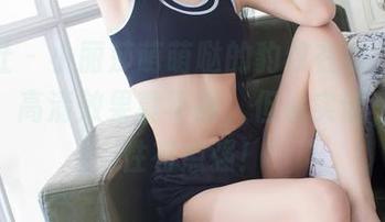爱蜜社 – 小丽莎萌萌哒的豹纹在线，不得不说，高清效果真不错，但说实话，进攻性有点强！