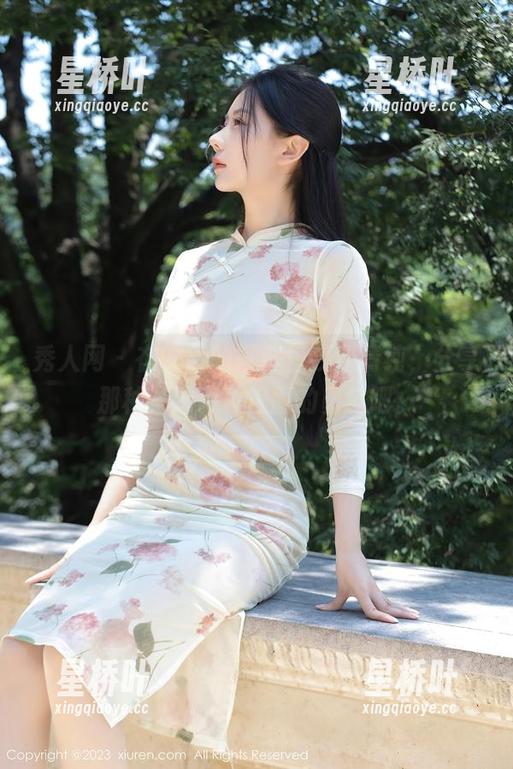秀人网 - 在安然的写真里找到清纯，分享那种，无彩妆直面的勇气吧。