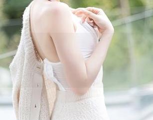秀人网 – 套图观察：小蛮妖_honey连衣裙的选择，资源点滴拿来瞧一瞧。