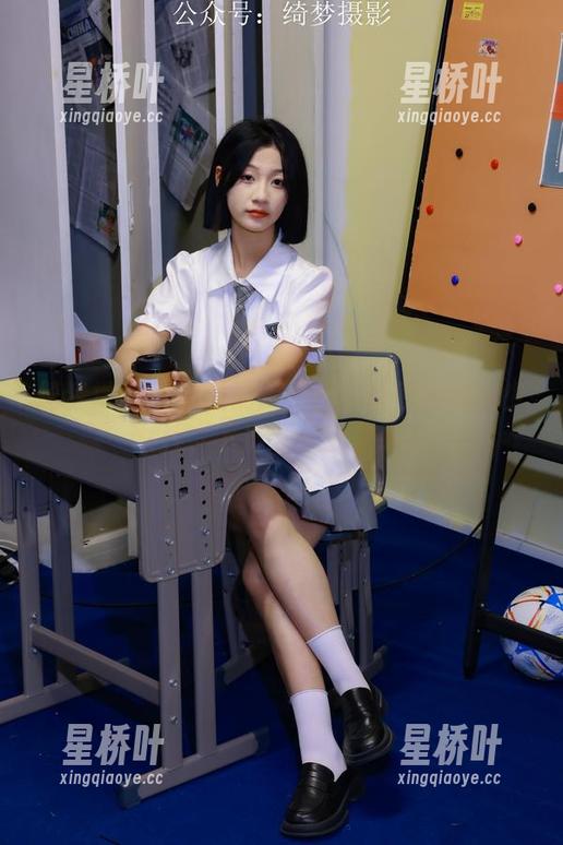 绮梦摄影-子涵 绮梦摄影 - 子涵说:原图拿来我就能成少女控,下载别等太久哦!