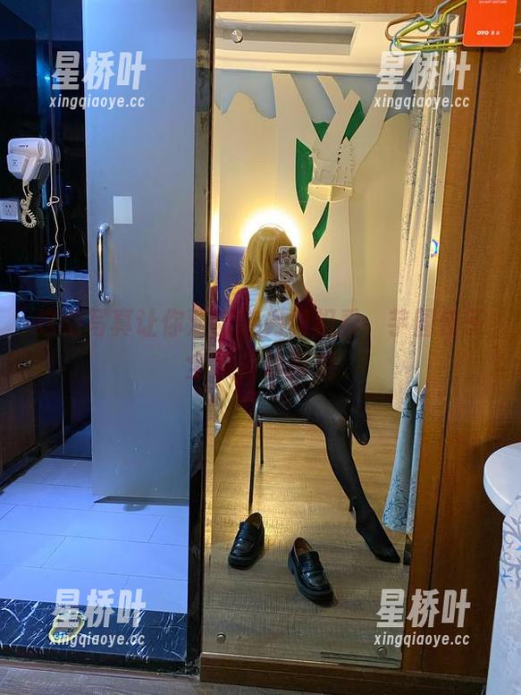 这组写真让你对套装另眼相看，芋圆侑子全集集体亮相