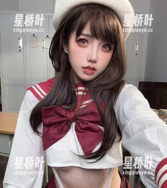 阿薰kaOri 阿薰kaOri在办公室的日常,cos状态正式开启,套图也要跟上节奏!
