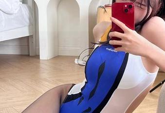阿薰kaOri的“毛毛修女”图，原图带来的那种微妙，让我一直想多研究研究。