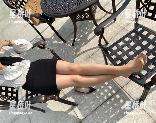 雅雅的气质呀 微密圈 - 雅雅的气质呀的泳衣超能力:这是新图集,你敢找水里潜水吗?