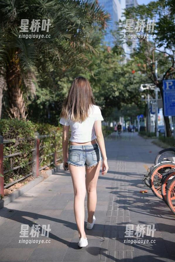 魔镜街拍-婷婷 魔镜街拍 - 婷婷的午后闲逛,包臀裙与薄丝的邂逅,套图轻松下载!